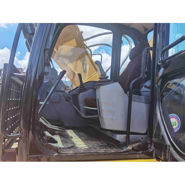 2021 كاتربيلر 330D-41578796