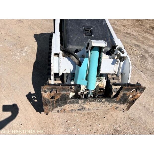 2010 بوبكات MT55-41586326