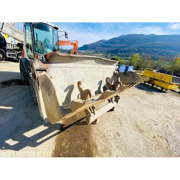 2007 اطلس 75S-41586446