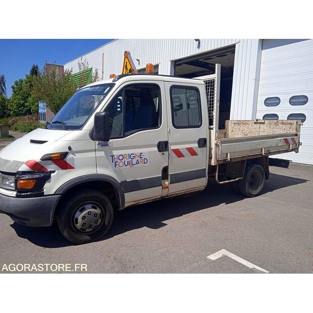 2002 Iveco 35C11-41586517