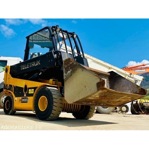 2004 JCB TLT30D-41586531