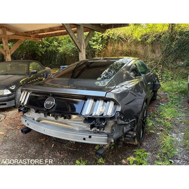 2017 Ford MUSTANG-41586565