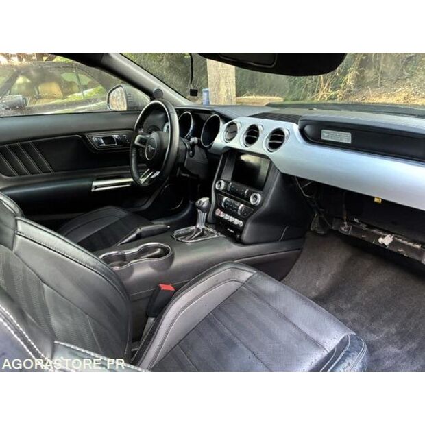 2017 Ford MUSTANG-41586567