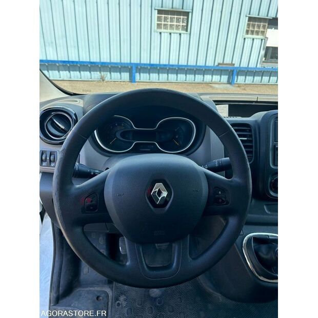 2015 رينو Trafic-41586569