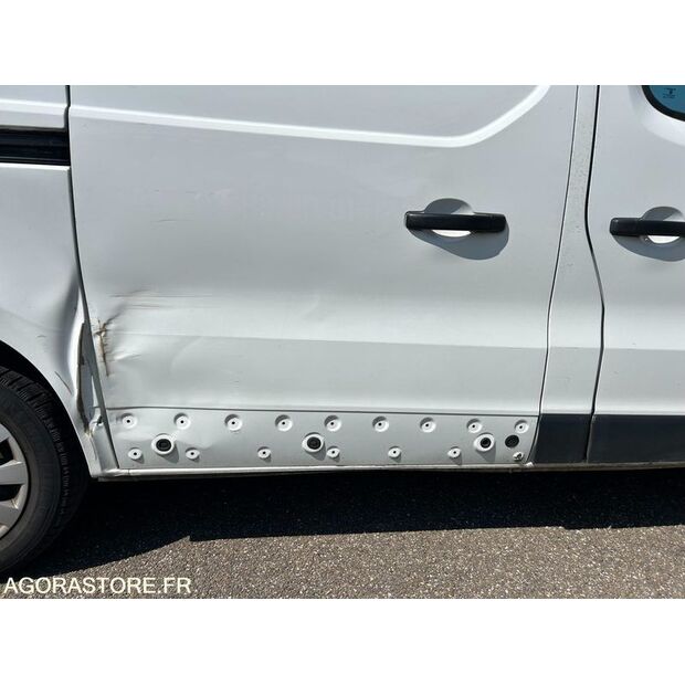2015 رينو Trafic-41586591