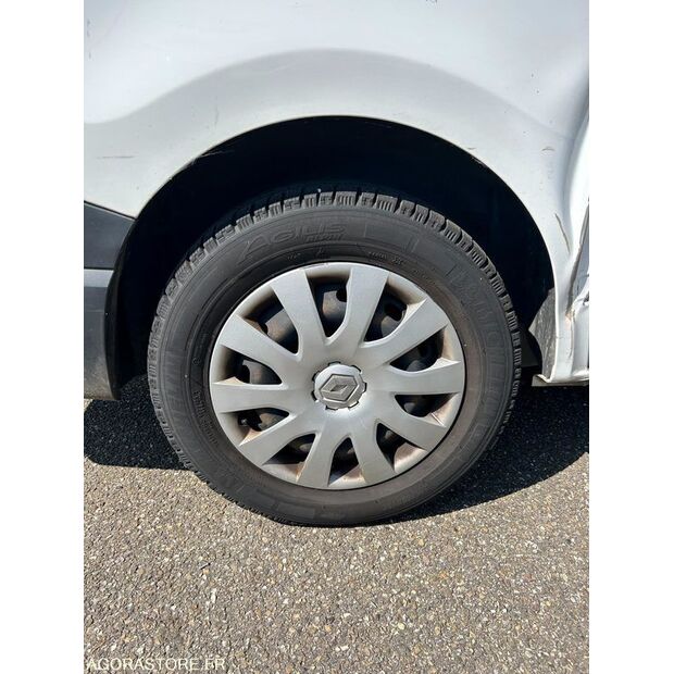2015 رينو Trafic-41586598