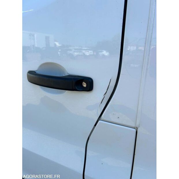 2015 رينو Trafic-41586605