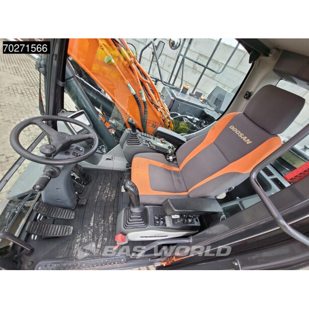 2019 Doosan DX140W-5-41586896
