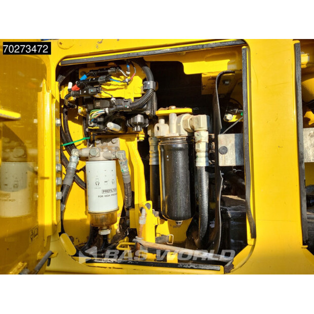 2018 Komatsu D65PX-18-41586936