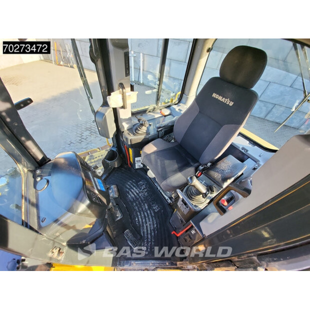 2018 Komatsu D65PX-18-41586942