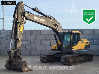 صورة ل حفارات مجنزرة 2012 فولفو EC220DL