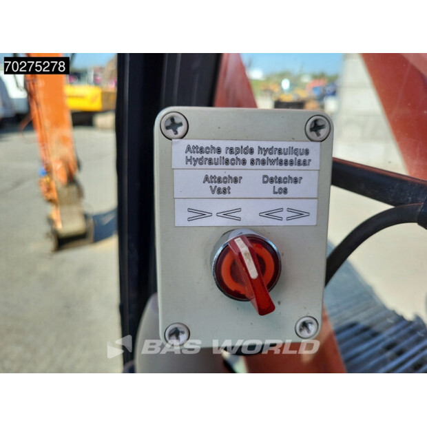2009 Hitachi ZX250LC-3-41588024