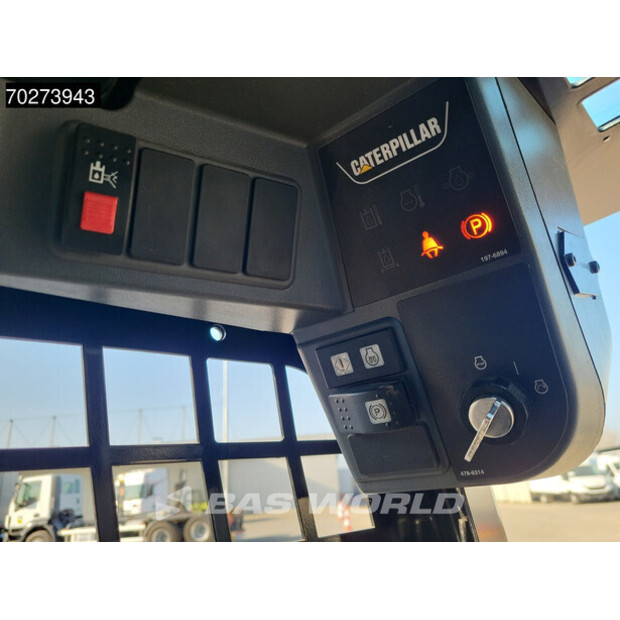 2024 كاتربيلر 216B3-41588186