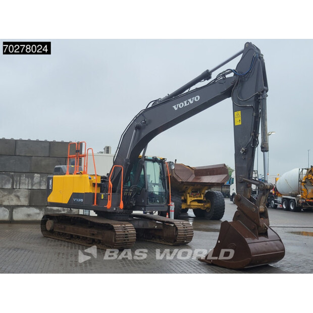 2019 فولفو EC200 E L-41588282