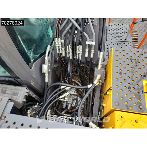 2019 فولفو EC200 E L-41588286