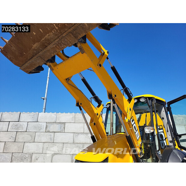 2019 JCB 3CX-41588500