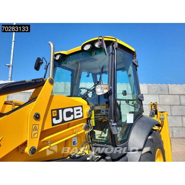 2019 JCB 3CX-41588501