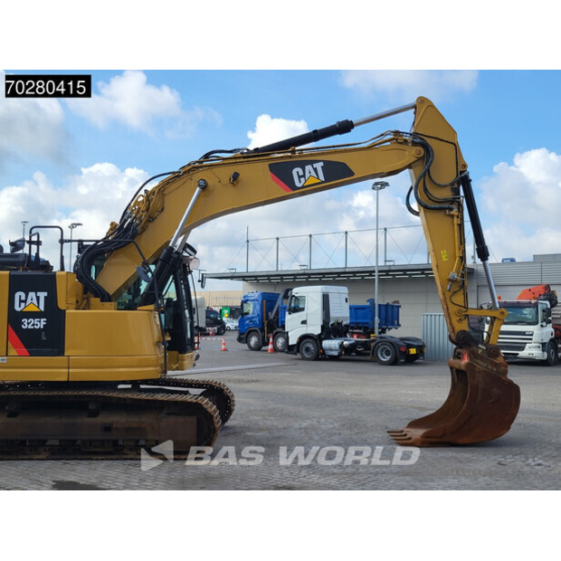 2017 Caterpillar 325 F L-41588576
