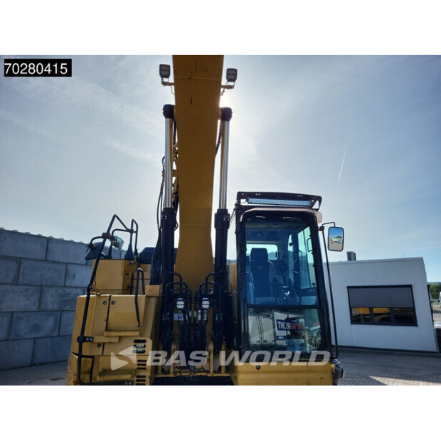 2017 Caterpillar 325 F L-41588577