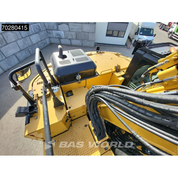 2017 Caterpillar 325 F L-41588587