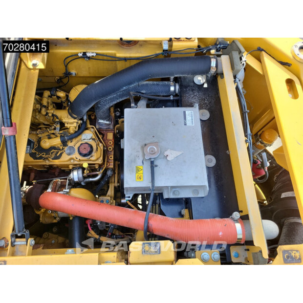 2017 Caterpillar 325 F L-41588589