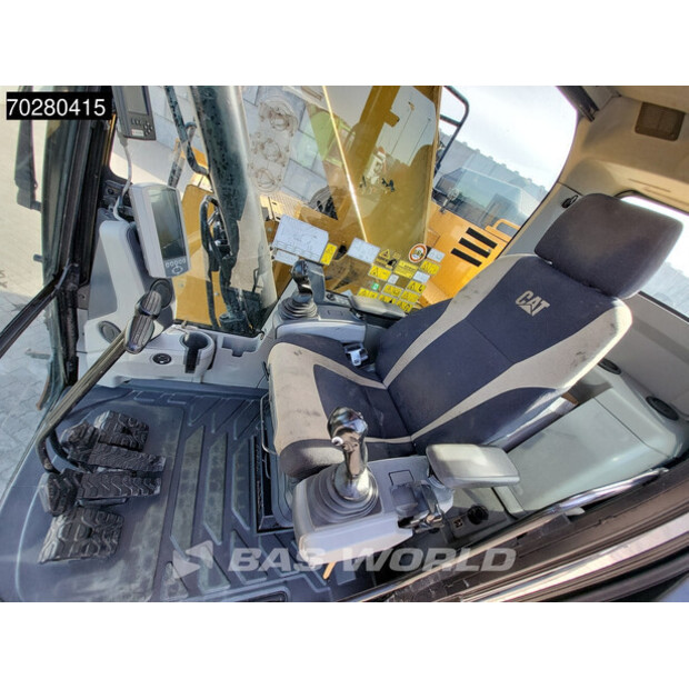 2017 Caterpillar 325 F L-41588598