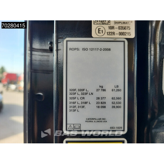 2017 Caterpillar 325 F L-41588609