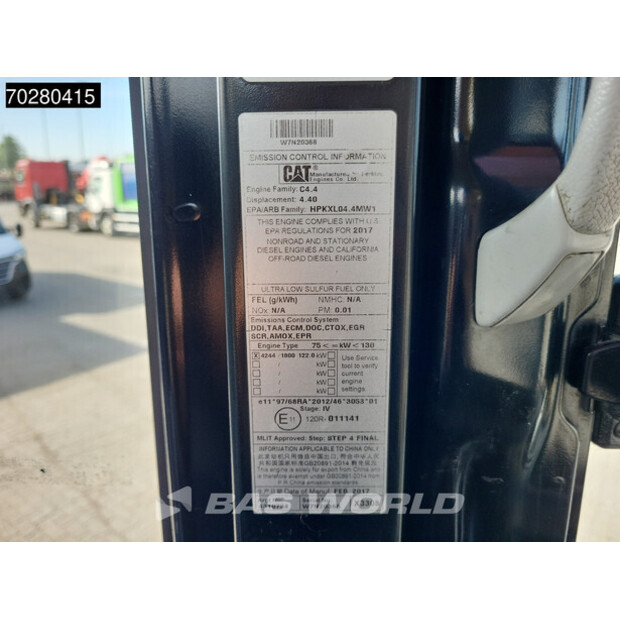 2017 Caterpillar 325 F L-41588611