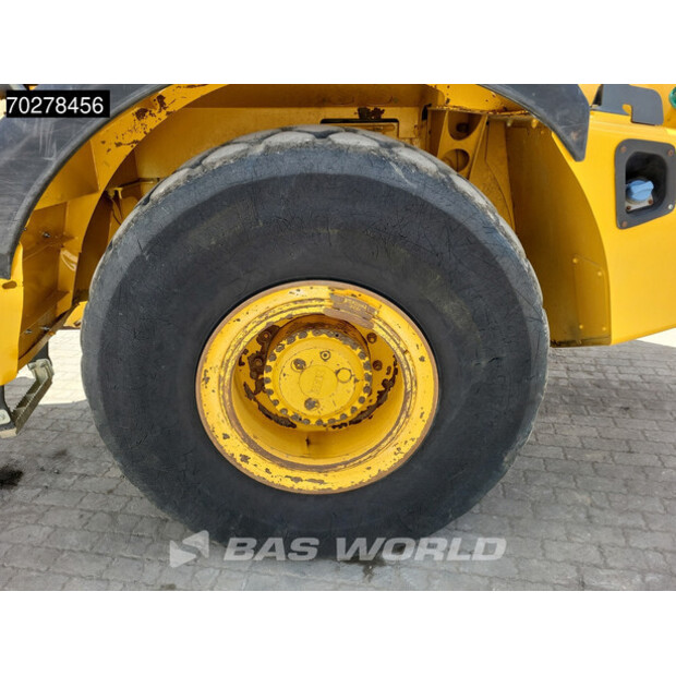 2016 بيل B25E-41588631