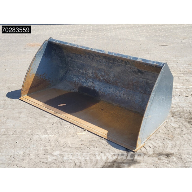 2022 Avant M860i ATTACHMENTS INCLUDED-41588864