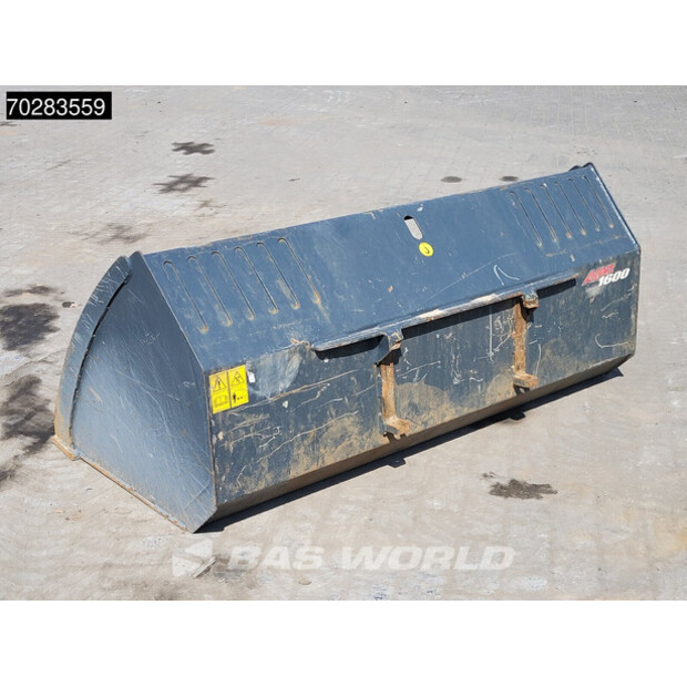 2022 Avant M860i ATTACHMENTS INCLUDED-41588866