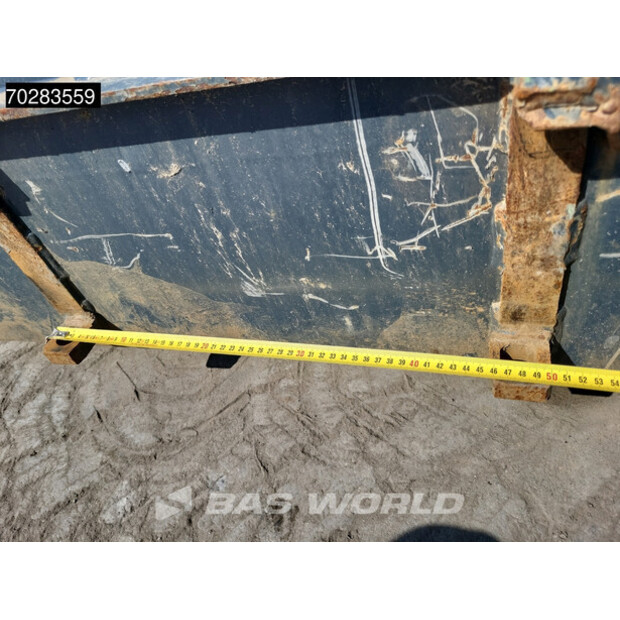2022 Avant M860i ATTACHMENTS INCLUDED-41588880