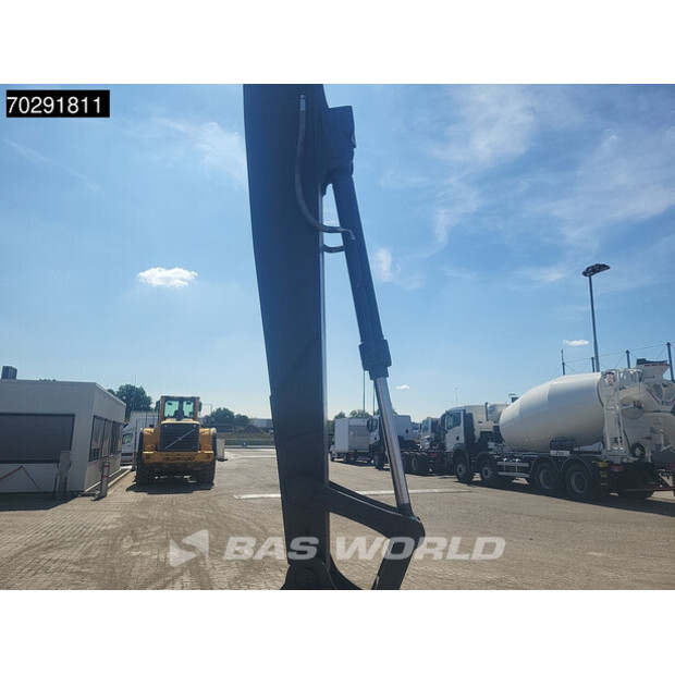 2025 Hyundai R245LR-41589253