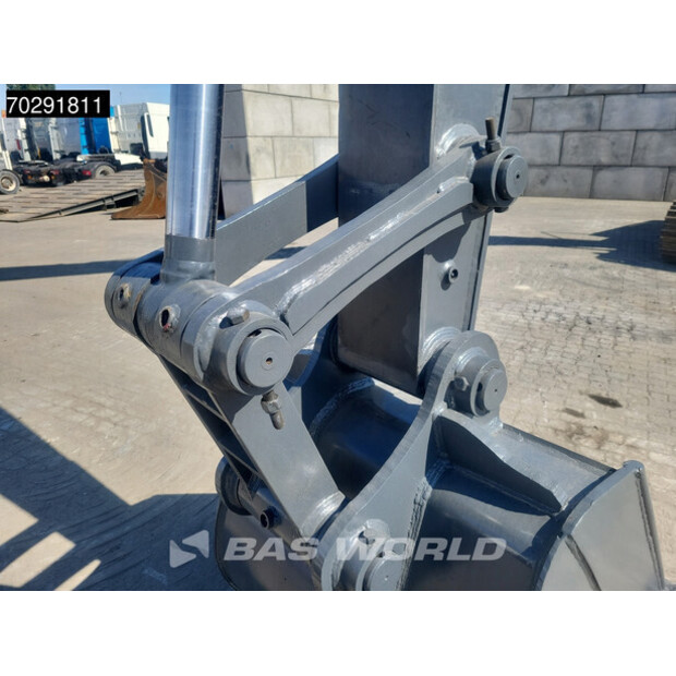 2025 Hyundai R245LR-41589255