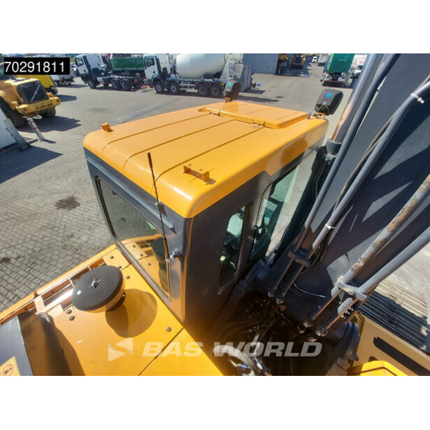 2025 Hyundai R245LR-41589258