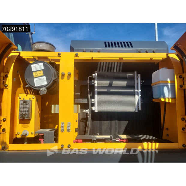 2025 Hyundai R245LR-41589261