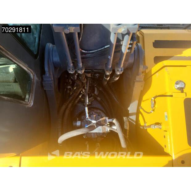 2025 Hyundai R245LR-41589262