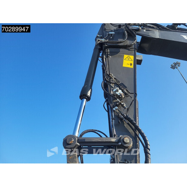2018 فولفو EC220EL-41589509