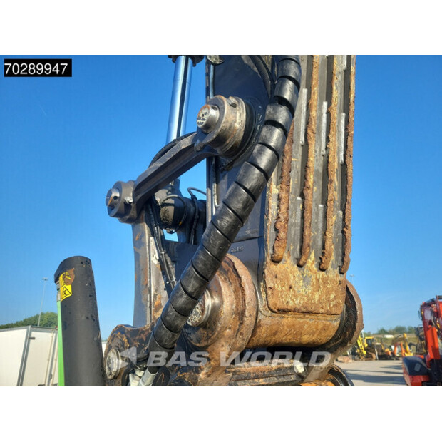 2018 فولفو EC220EL-41589512