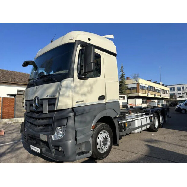 2018 Mercedes-Benz ACTROS 2542-41602039
