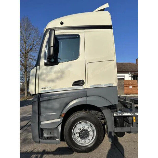 2018 Mercedes-Benz ACTROS 2542-41602041