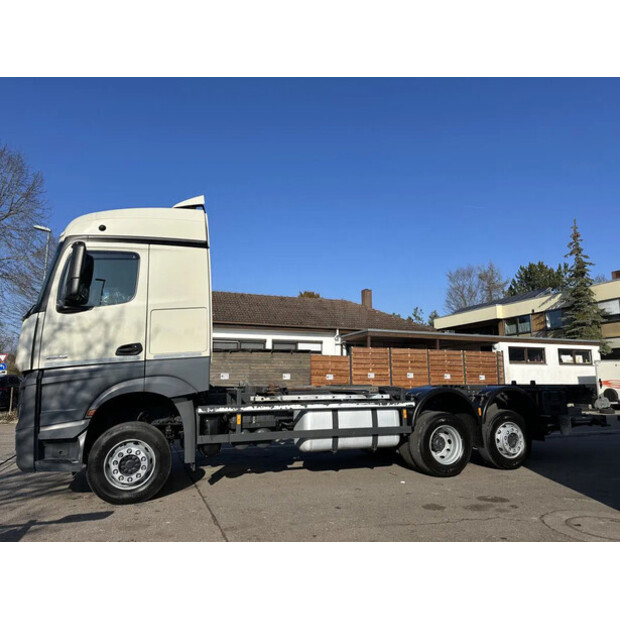 2018 Mercedes-Benz ACTROS 2542-41602052