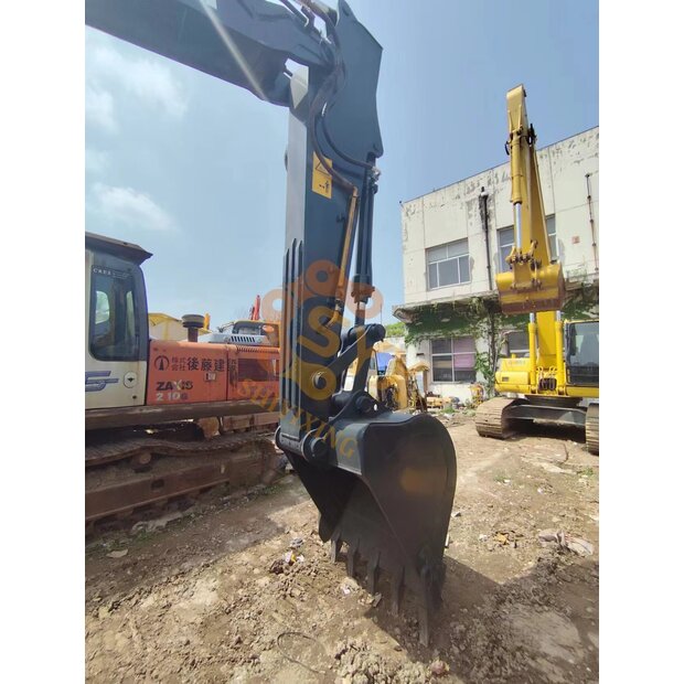 2024 Hyundai 220-9S-41616372
