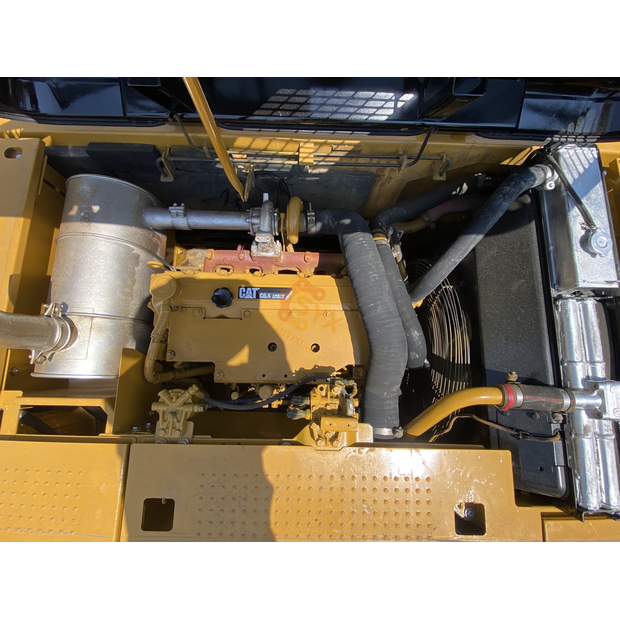2024 Caterpillar 320D-41616380