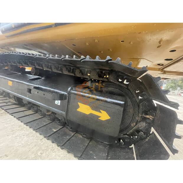 2023 Caterpillar 320D-41616392