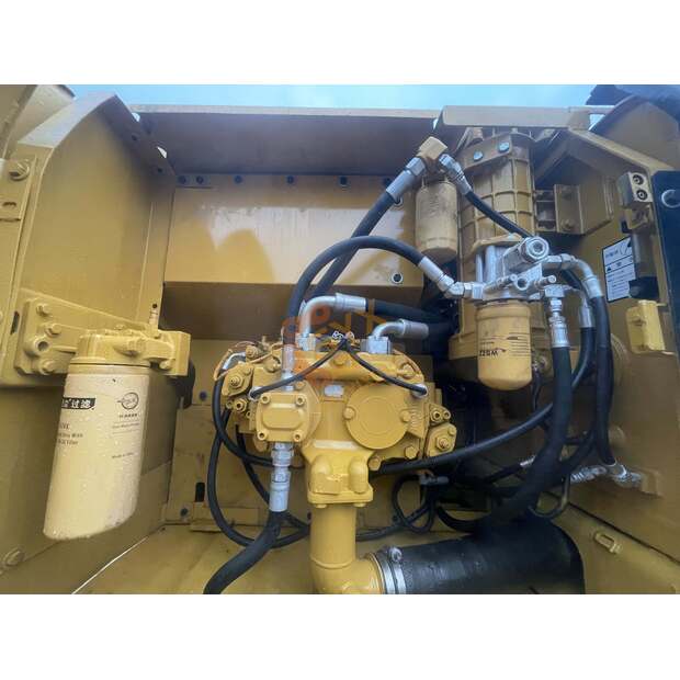 2023 Caterpillar 320D-41616402