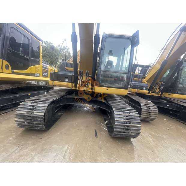 2023 كاتربيلر 320D2-41616445