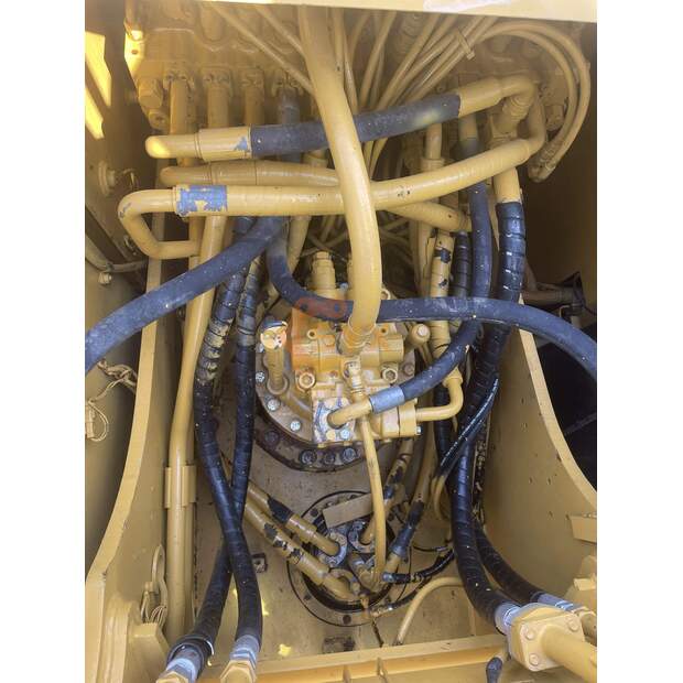 2022 Caterpillar 320DGC-41616457
