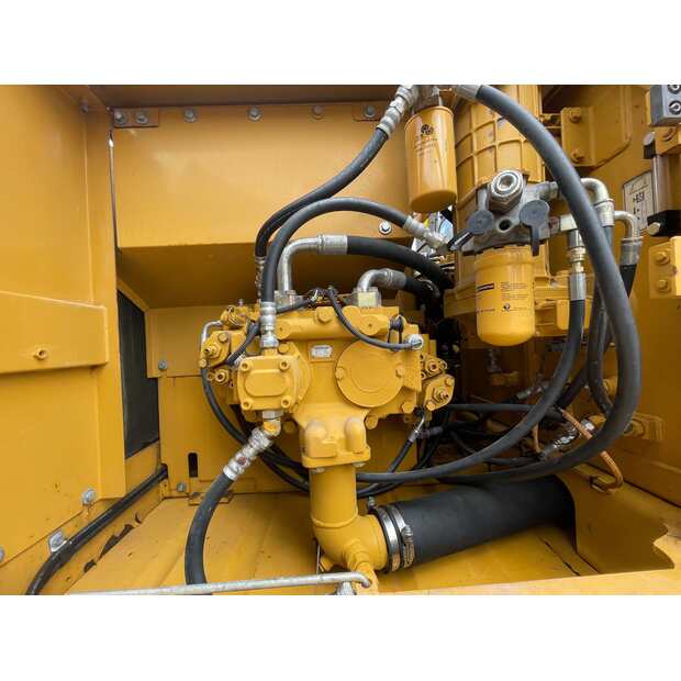 2025 Caterpillar 323D-41616610