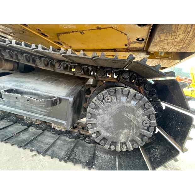 2025 Caterpillar 323D-41616614